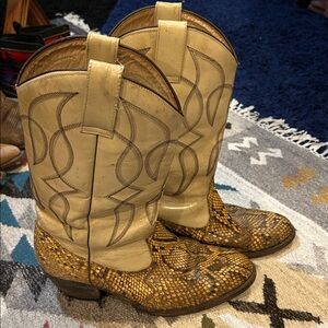 Snake skin Tan and Brown Cowboy Boots